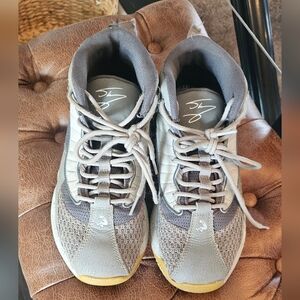 Shaq Men's Gray Basketball High-Top Sneakers Size--8